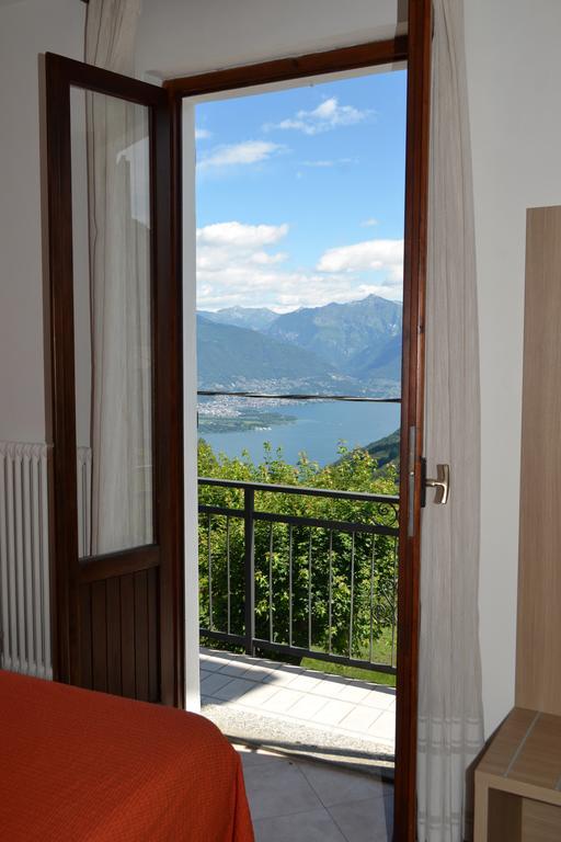 Albergo Diana Tronzano Lago Maggiore Room photo